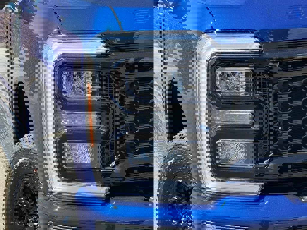 New 2026 Ford F250 Lariat w/ Black Appearance Package video 3