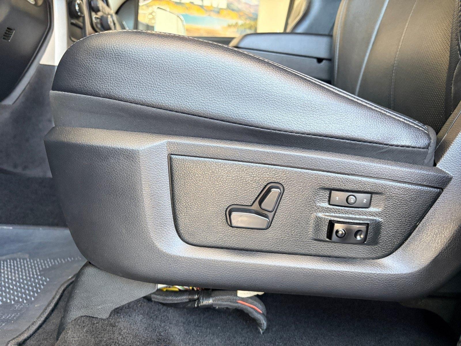 Used 2018 RAM 2500 Laramie AWD/4WD image 15