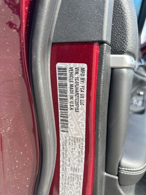New 2026 Jeep Grand Cherokee Altitude AWD/4WD image 30
