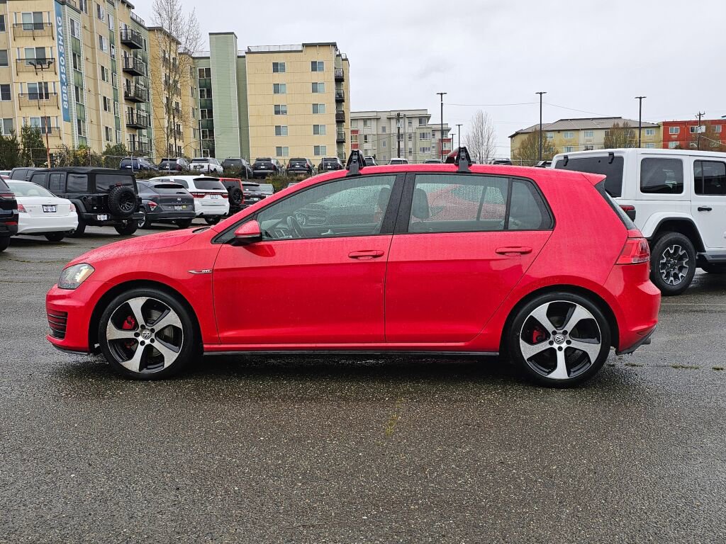 Used 2015 Volkswagen Golf image 5