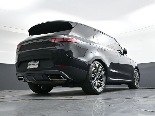 Used 2024 Land Rover Range Rover Sport SE image 31