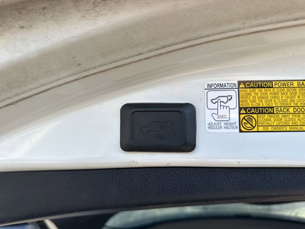 Used 2013 Toyota RAV4 Limited image 10