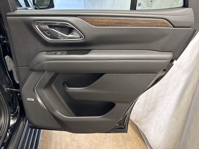 Used 2024 Chevrolet Tahoe High Country AWD/4WD image 33