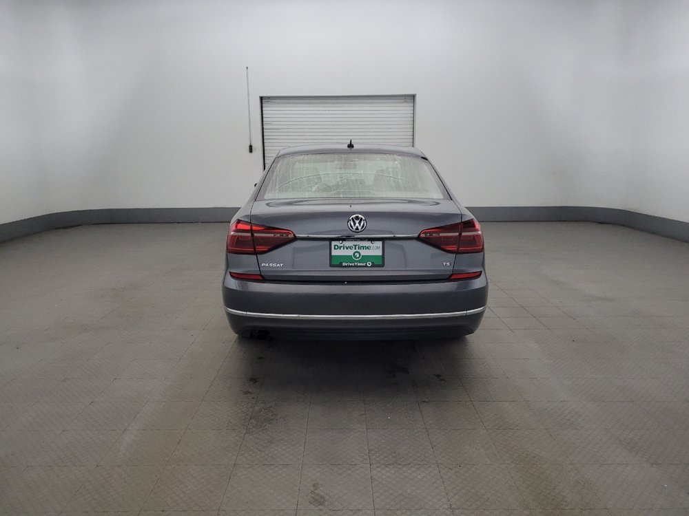 Used 2017 Volkswagen Passat 1.8T S FWD image 6