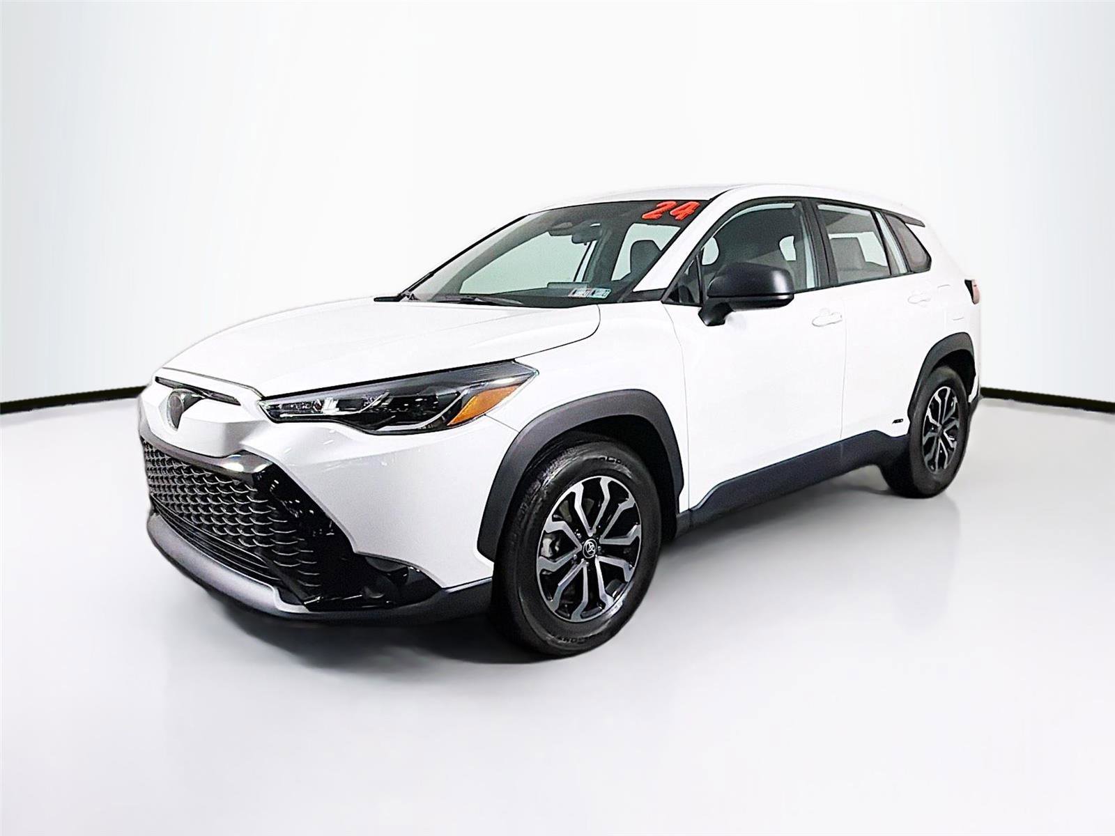 Used 2024 Toyota Corolla Cross S AWD/4WD image 3