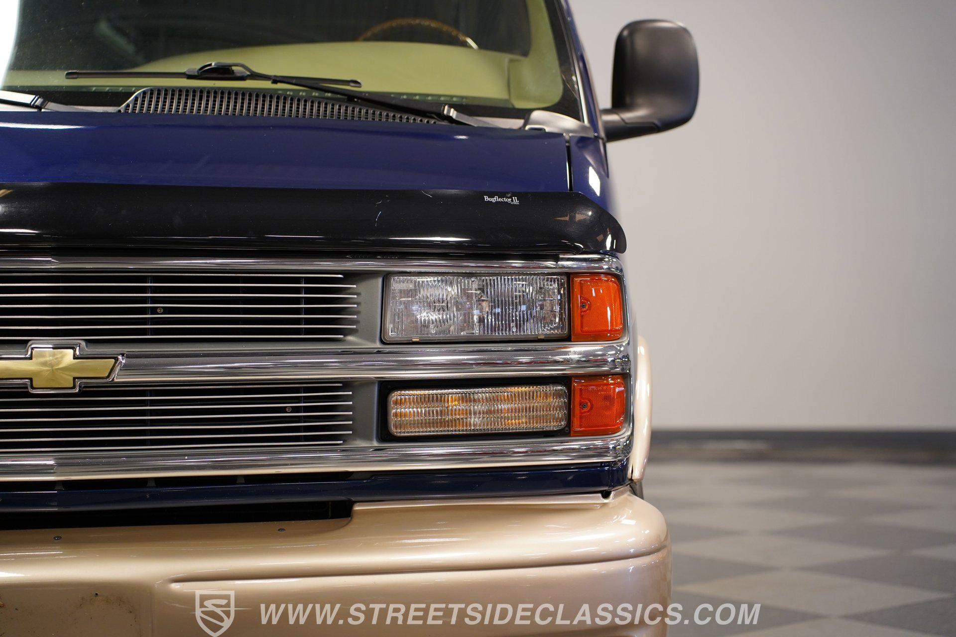 Used 2001 Chevrolet Express 1500 w/ Preferred Equipment Group 3 image 21