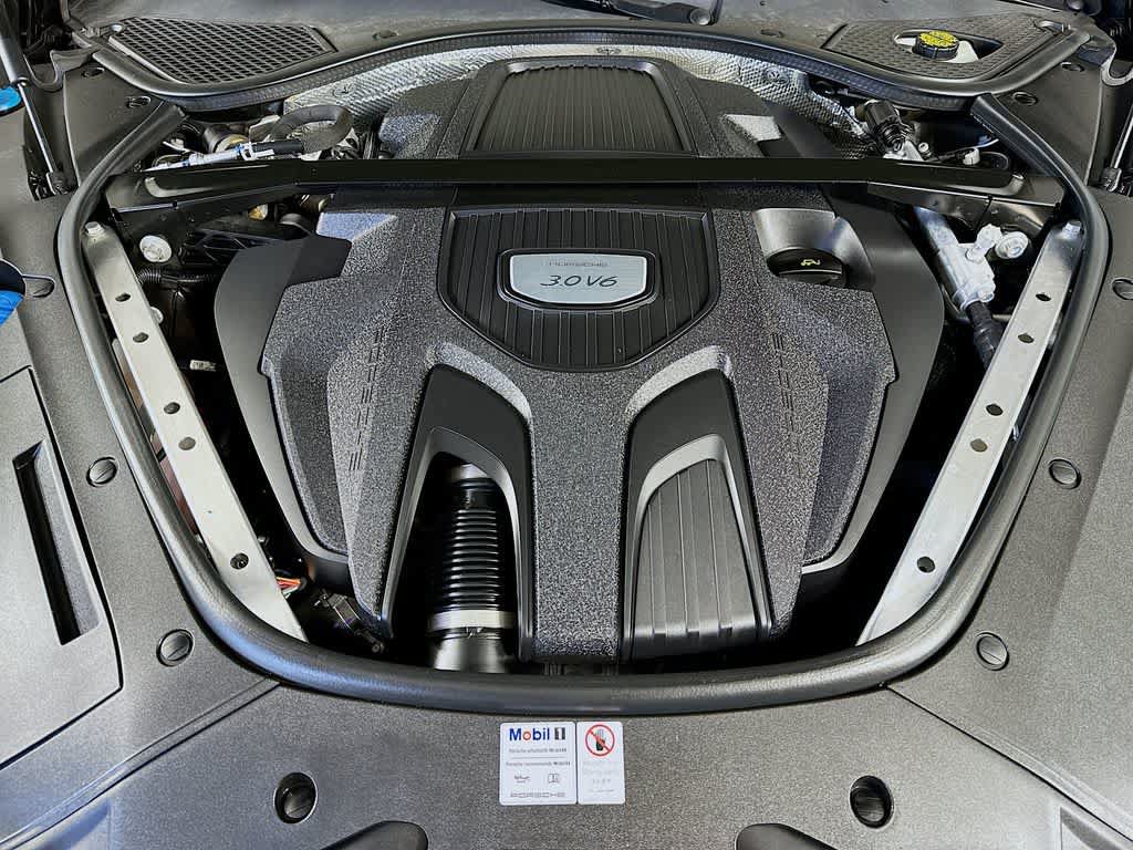 Used 2020 Porsche Panamera 4 AWD/4WD image 9