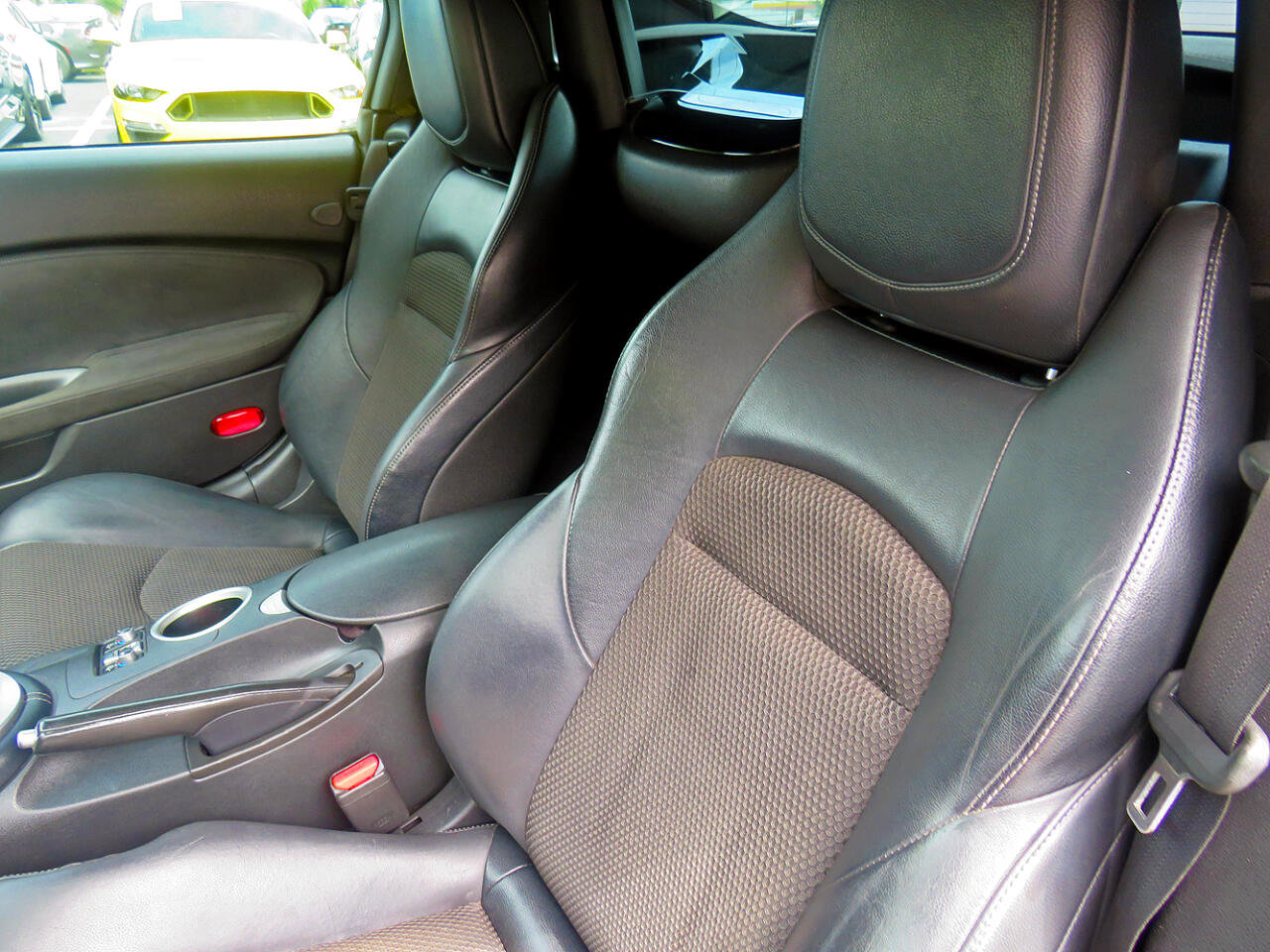 Used 2014 Nissan 370Z Touring w/ Navigation Package image 11