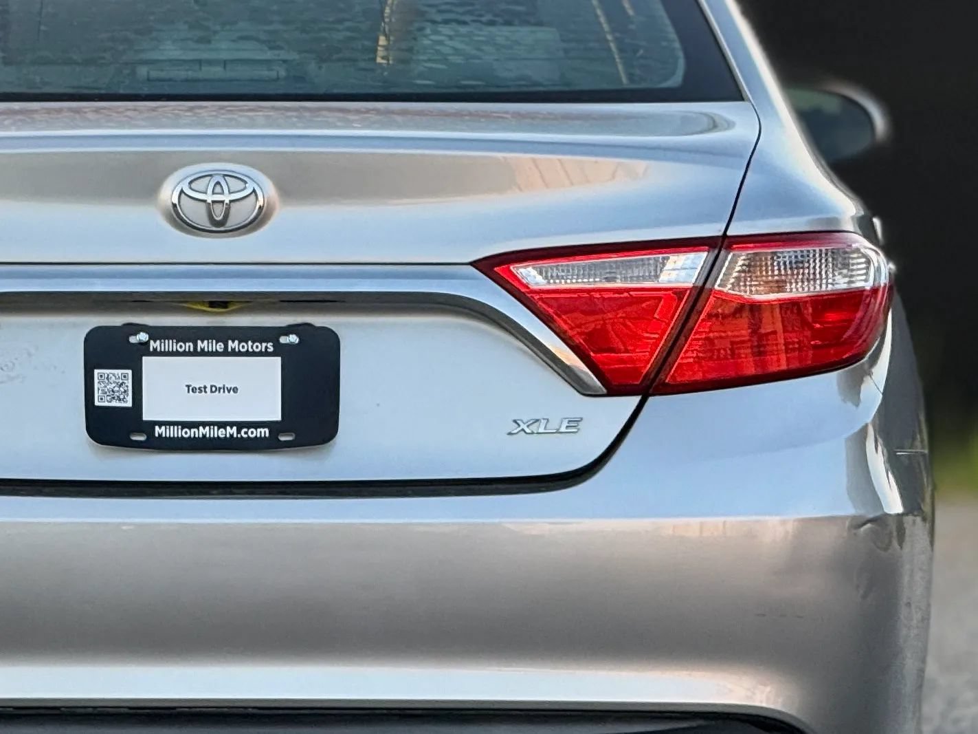 Used 2015 Toyota Camry XLE FWD image 14