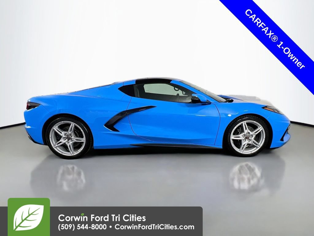 Used 2024 Chevrolet Corvette Stingray Coupe w/ Chrome Exterior Badge Package RWD image 18