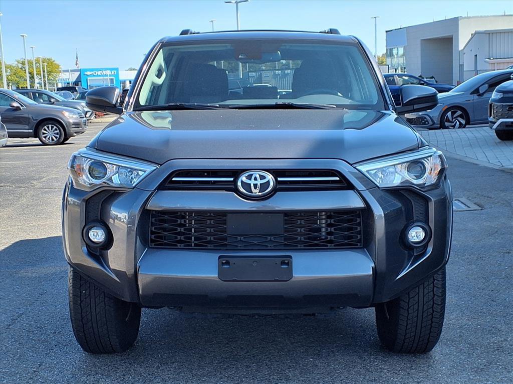 Used 2022 Toyota 4Runner SR5 image 6