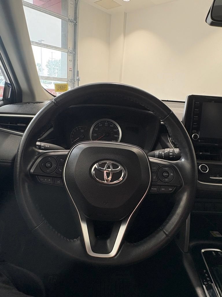 Used 2022 Toyota Corolla Cross LE AWD/4WD image 19