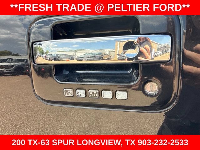 Used 2014 Ford F150 Platinum AWD/4WD image 3