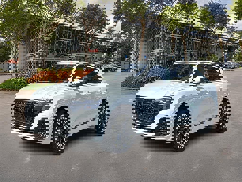New 2025 Audi Q8 Premium Plus