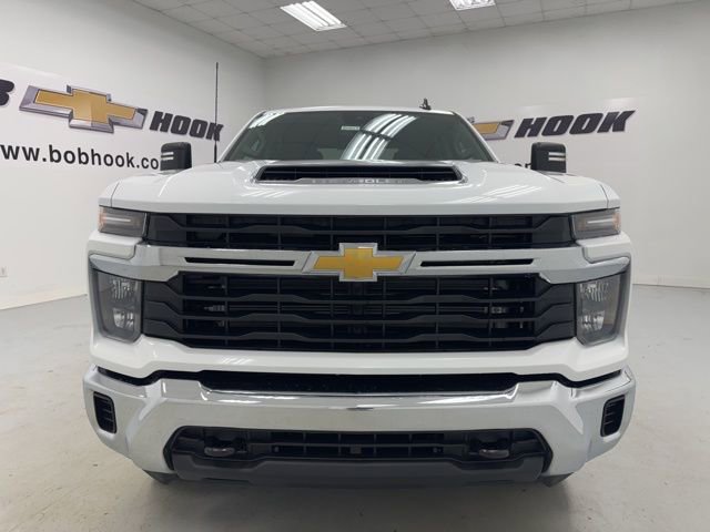 New 2026 Chevrolet Silverado 2500 LT image 2