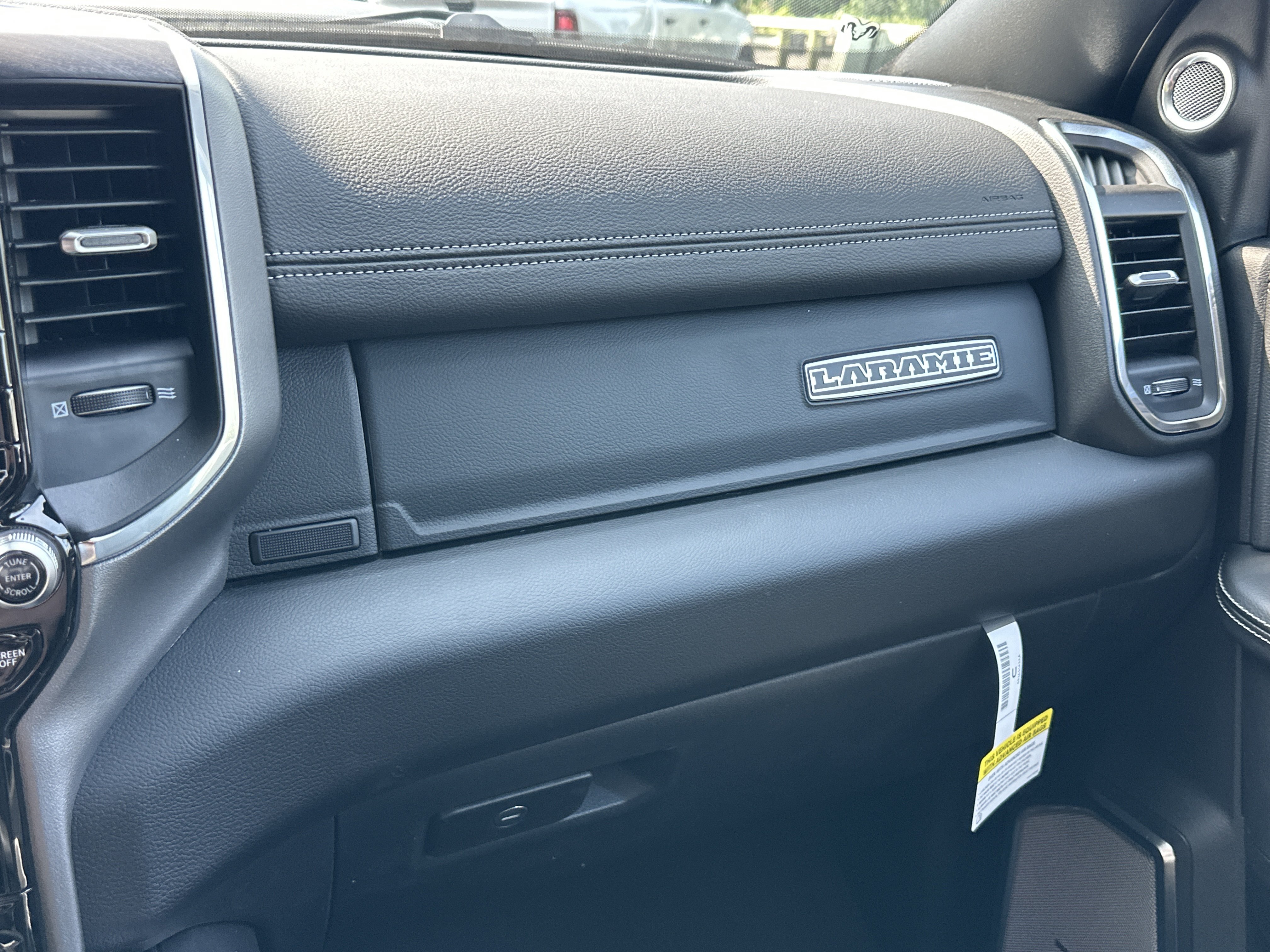New 2026 RAM 3500 Laramie AWD/4WD image 5