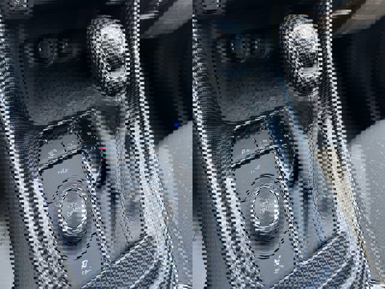 Used 2022 Toyota RAV4 XLE w/ Carpet Mat Package (TMS) image 26