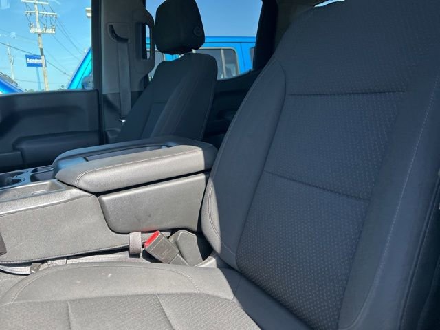 Used 2021 Chevrolet Silverado 1500 Custom w/ LPO, Dark Essentials Package RWD image 34
