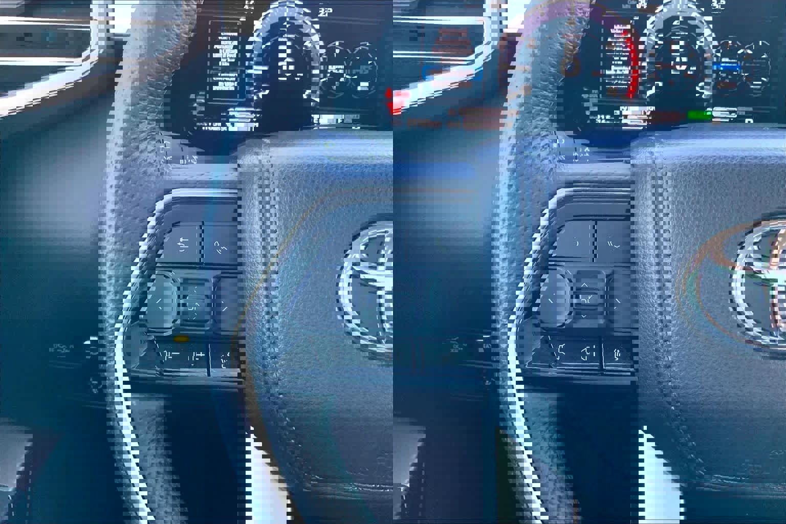 Used 2024 Toyota Sequoia SR5 image 23