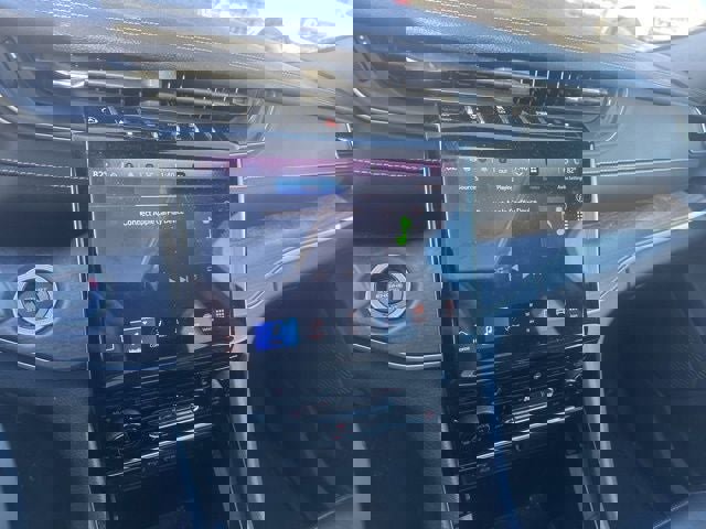 Used 2024 Jeep Grand Cherokee Limited image 18