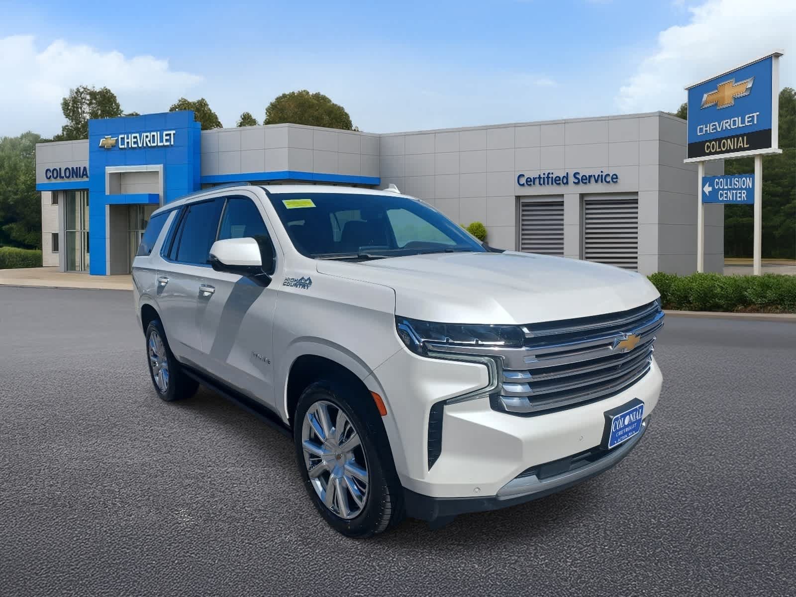 Used 2022 Chevrolet Tahoe High Country w/ Premium Package 2 AWD/4WD image 2