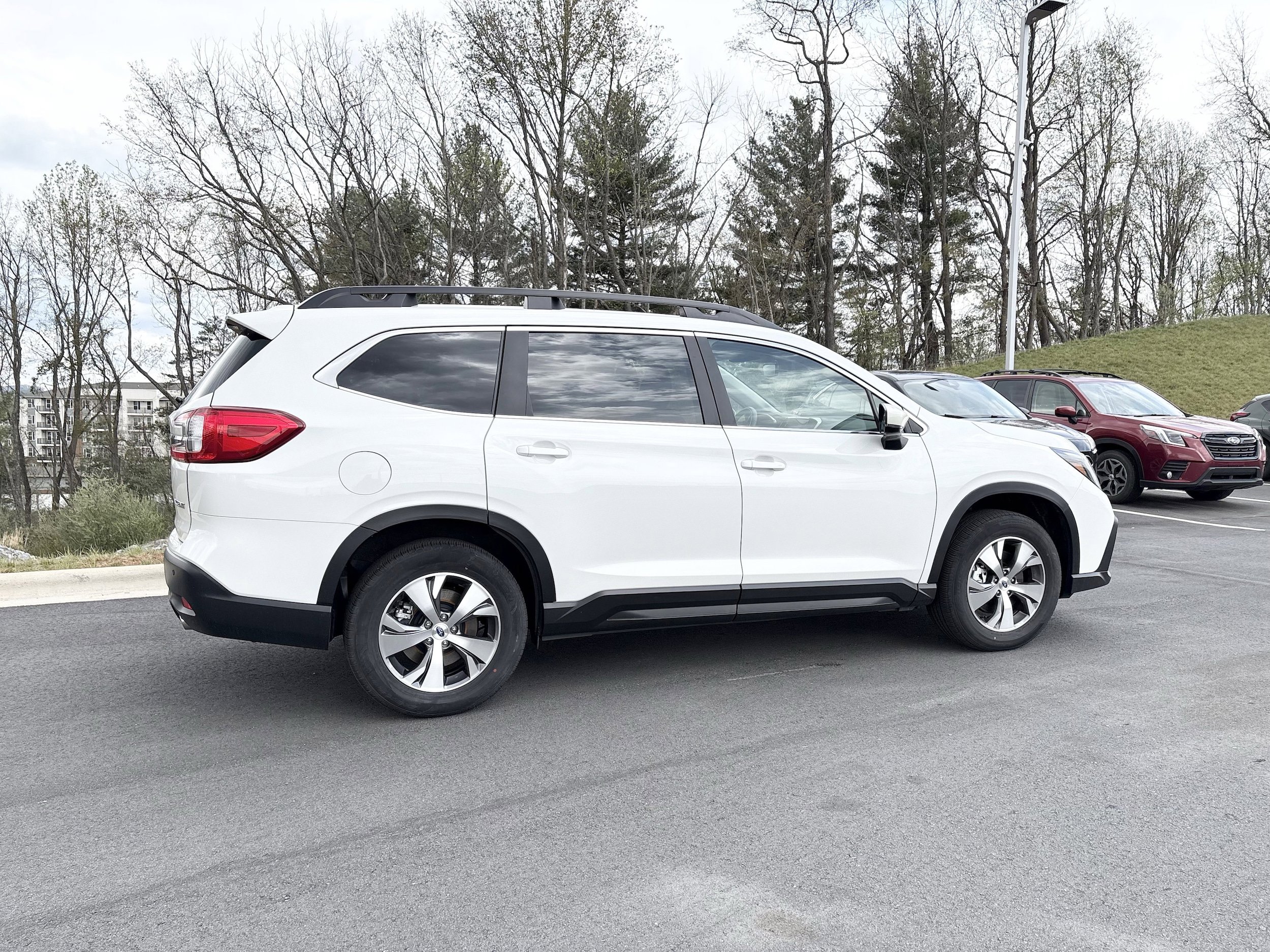 Certified 2025 Subaru Ascent Premium AWD/4WD image 8
