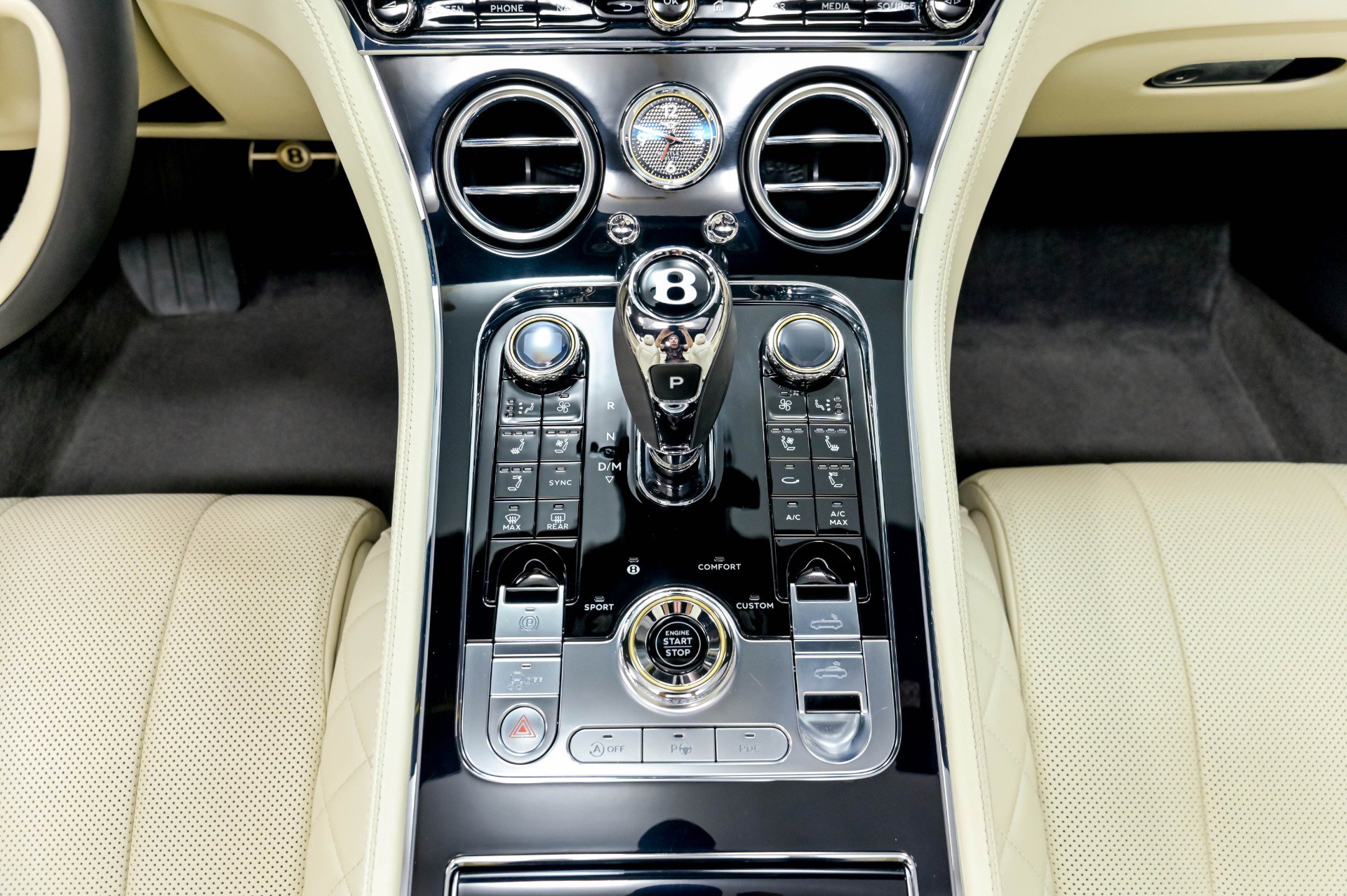 Used 2020 Bentley Continental GT AWD/4WD image 36