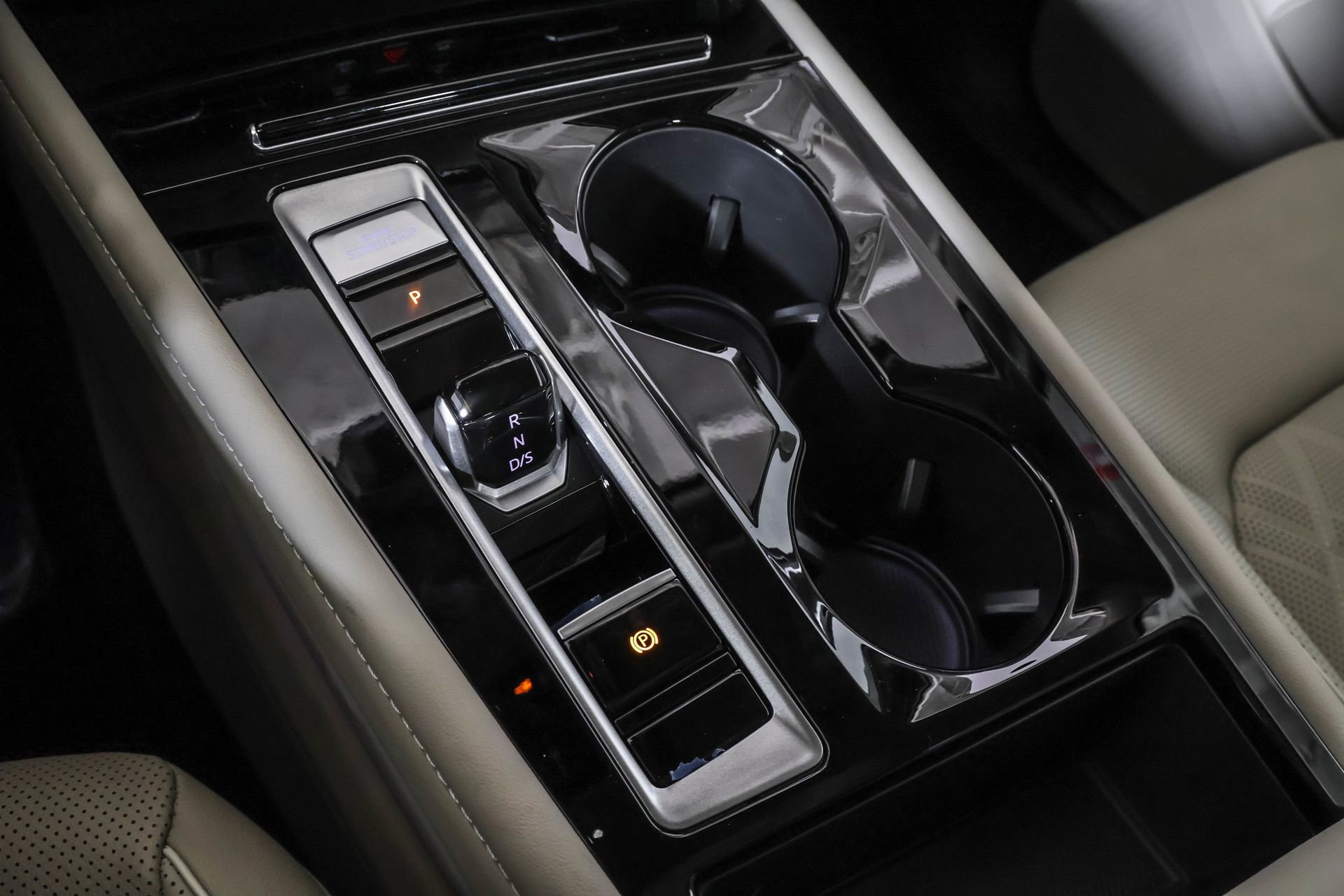 New 2026 Volkswagen Atlas SEL Premium R-Line image 30