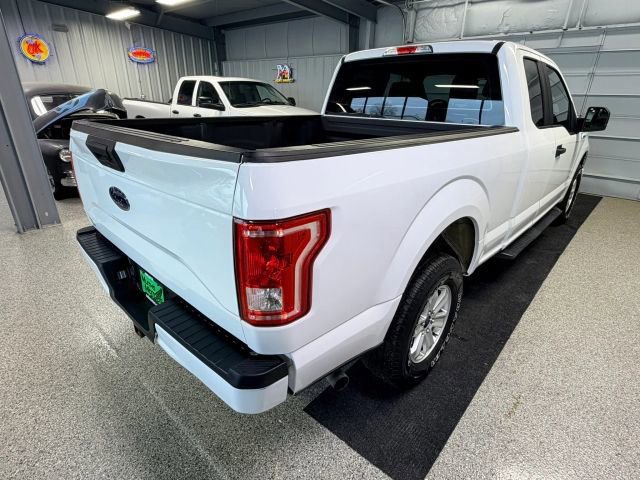 Used 2015 Ford F150 XL w/ Equipment Group 101A Mid image 3