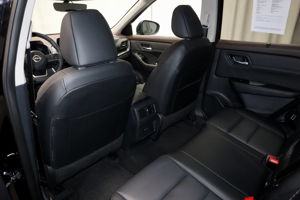 Certified 2023 Nissan Rogue SV w/ SV Premium B Package AWD/4WD image 21