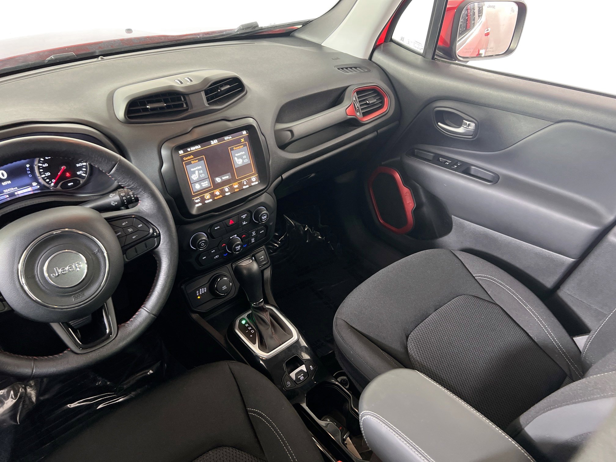 Used 2022 Jeep Renegade Latitude w/ Convenience Group AWD/4WD image 23