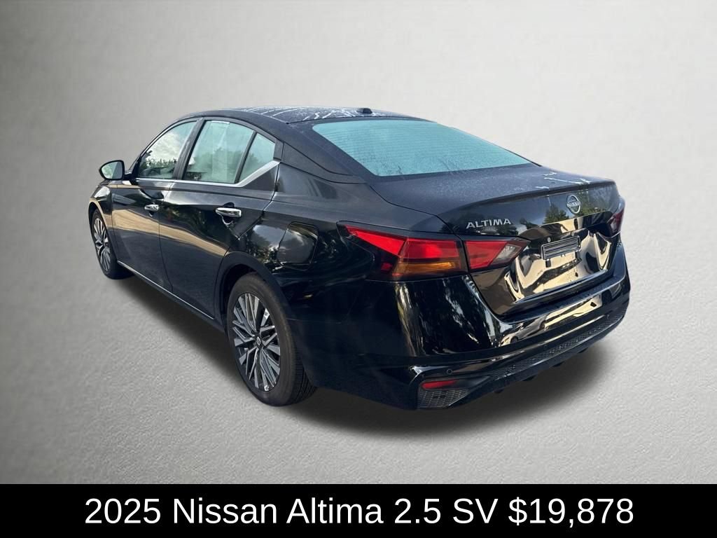 Used 2025 Nissan Altima 2.5 SV FWD image 5