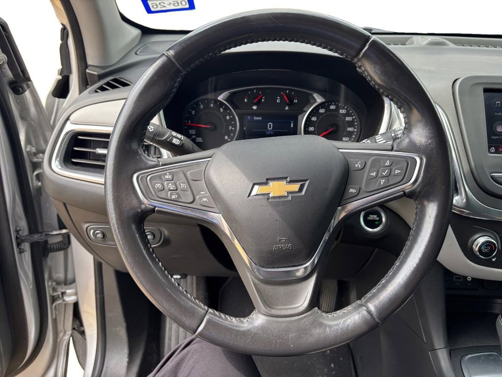 Used 2020 Chevrolet Equinox LT FWD image 12