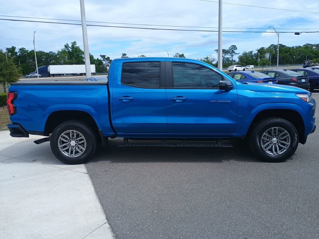 Used 2023 Chevrolet Colorado LT w/ LT Convenience Package image 4