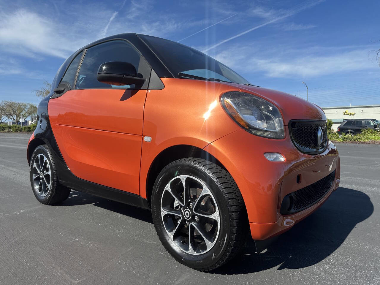 Used 2016 smart fortwo passion image 2