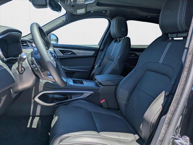 New 2025 Jaguar F-PACE R-Dynamic S image 4