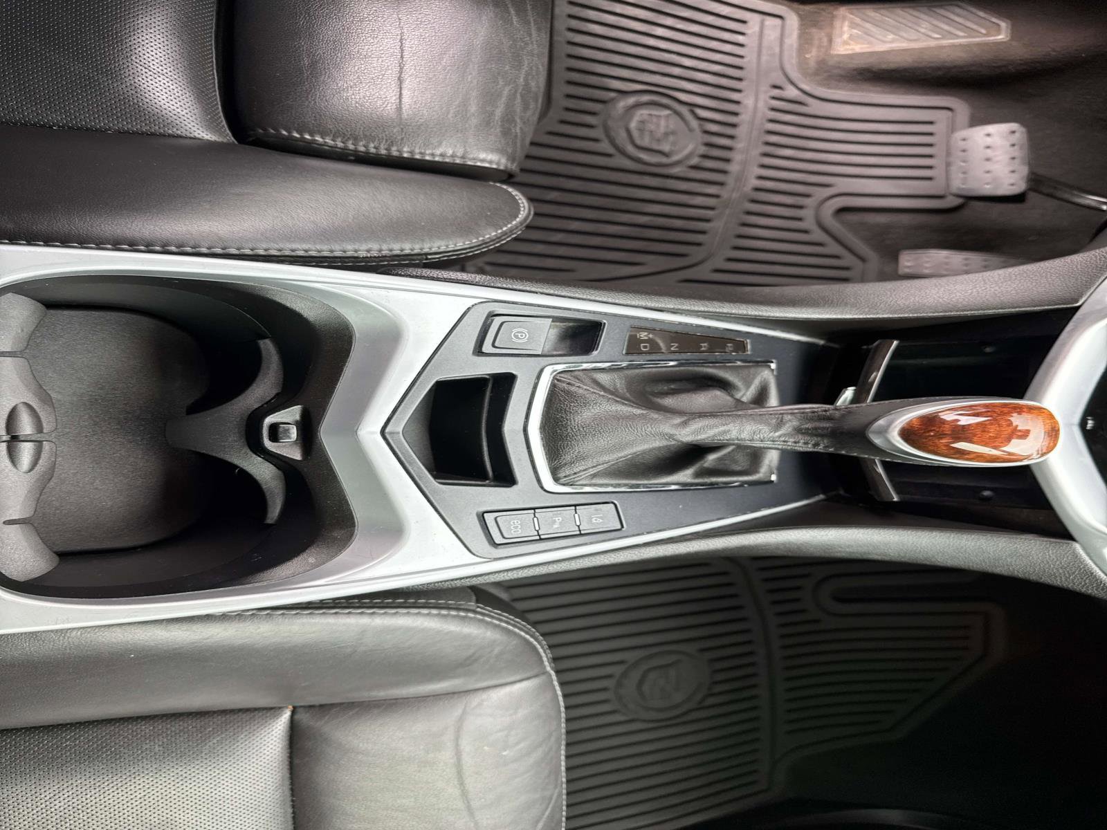 Used 2016 Cadillac SRX Performance w/ Midnight Edition Package FWD image 31