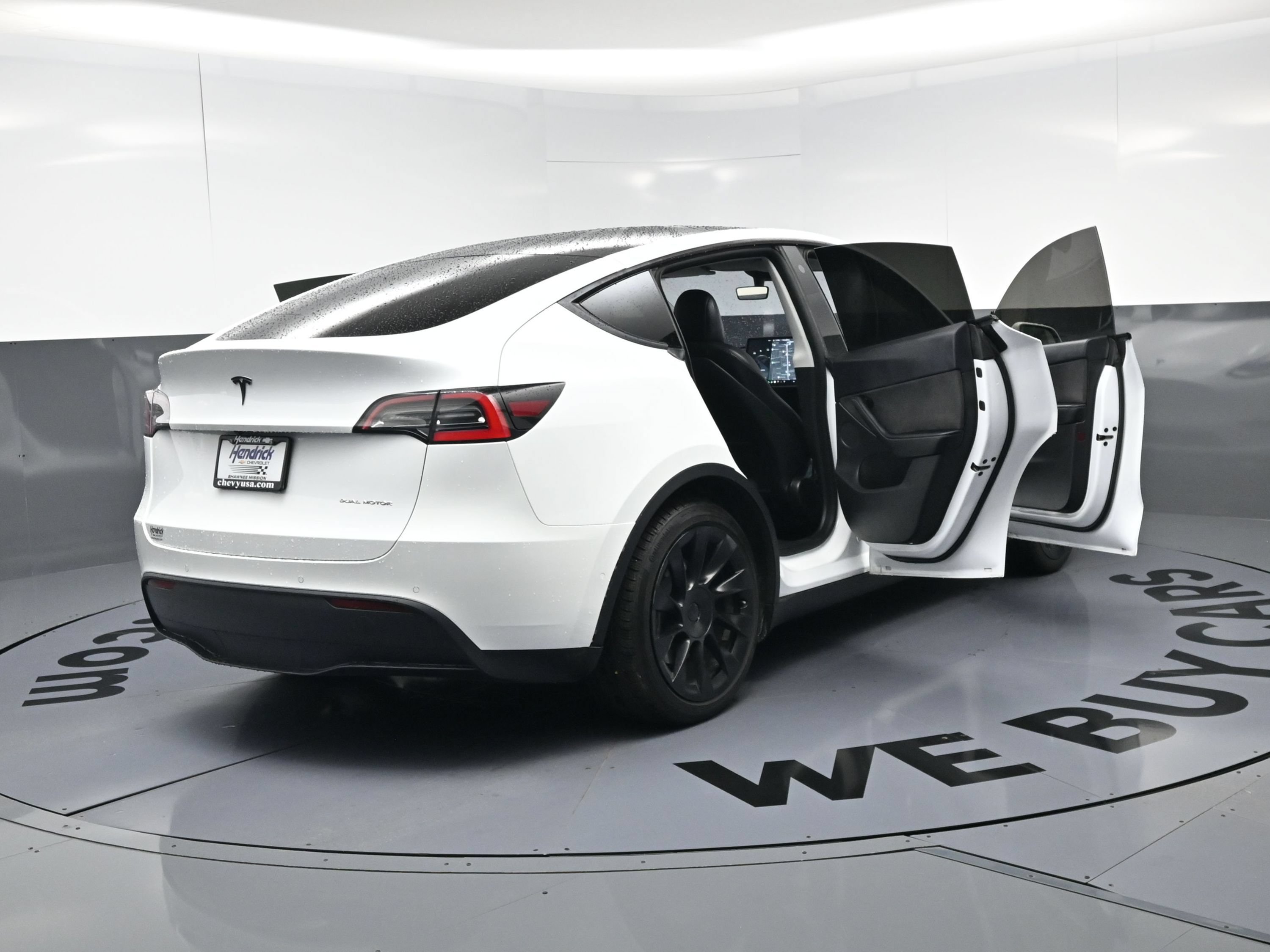 Used 2021 Tesla Model Y Long Range AWD/4WD image 27