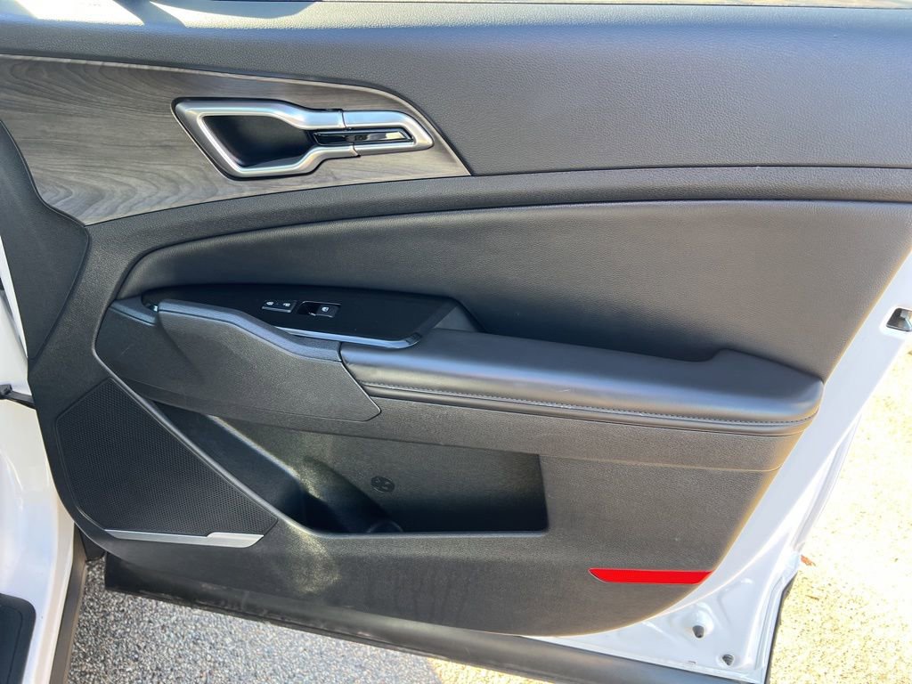 Certified 2023 Kia Sportage X-Line w/ X-Line Premium Package image 23