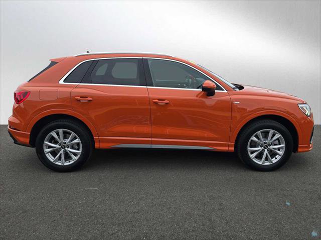 Certified 2025 Audi Q3 2.0T Premium Plus w/ Premium Plus Package AWD/4WD image 2