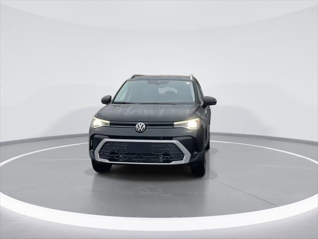 New 2026 Volkswagen Taos SE AWD/4WD image 3