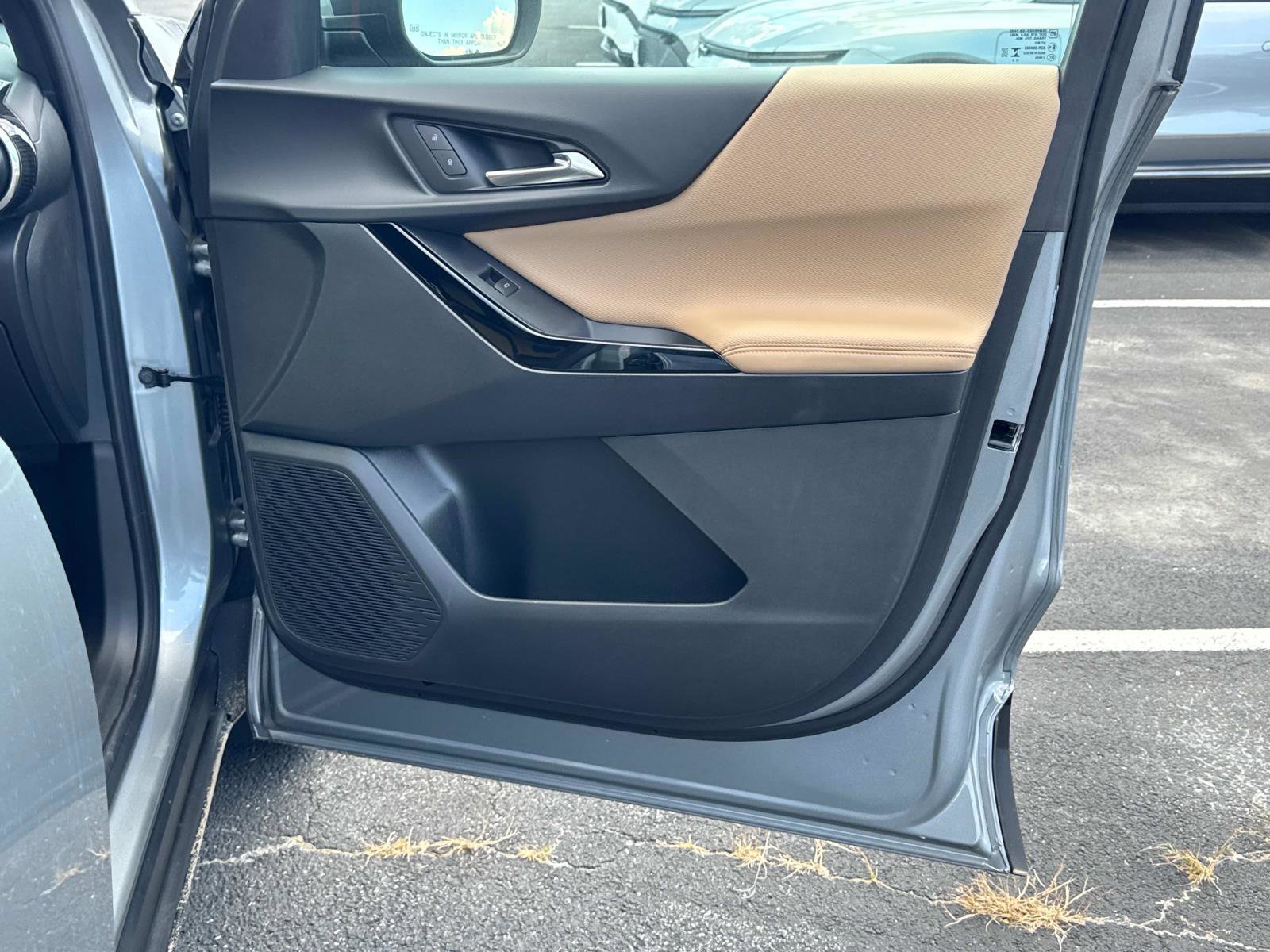 New 2026 Chevrolet Equinox ACTIV w/ LPO, Floor Liner Package image 11