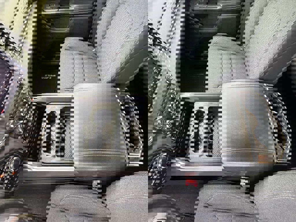 Used 2019 RAM 1500 Big Horn AWD/4WD image 20