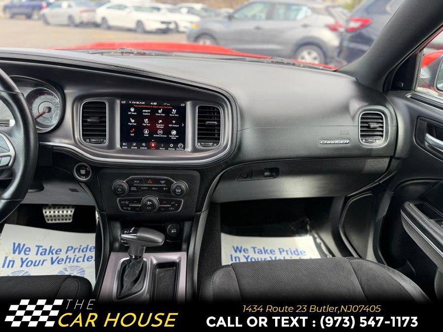 Used 2019 Dodge Charger Scat Pack w/ Dynamics Package RWD image 26