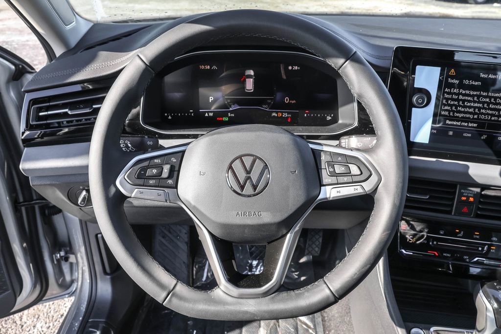 New 2026 Volkswagen Jetta SE FWD image 25