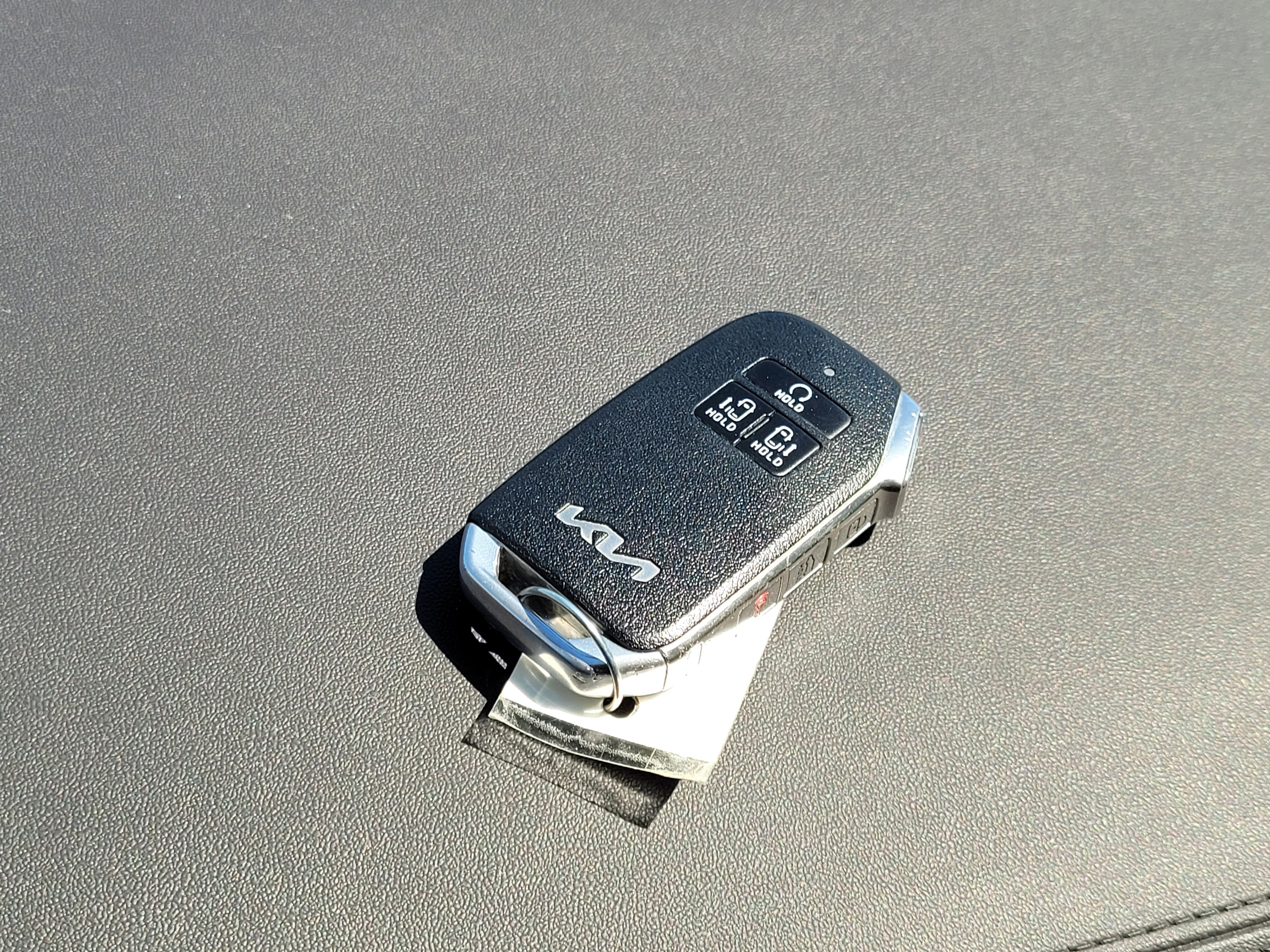 Used 2024 Kia Carnival SX Prestige FWD image 11