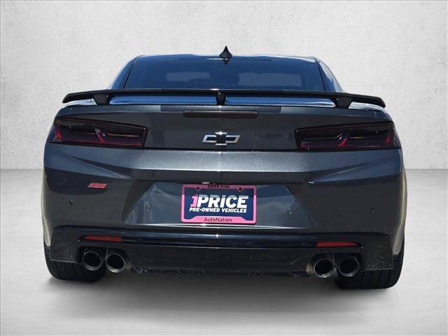 Used 2016 Chevrolet Camaro SS RWD image 7