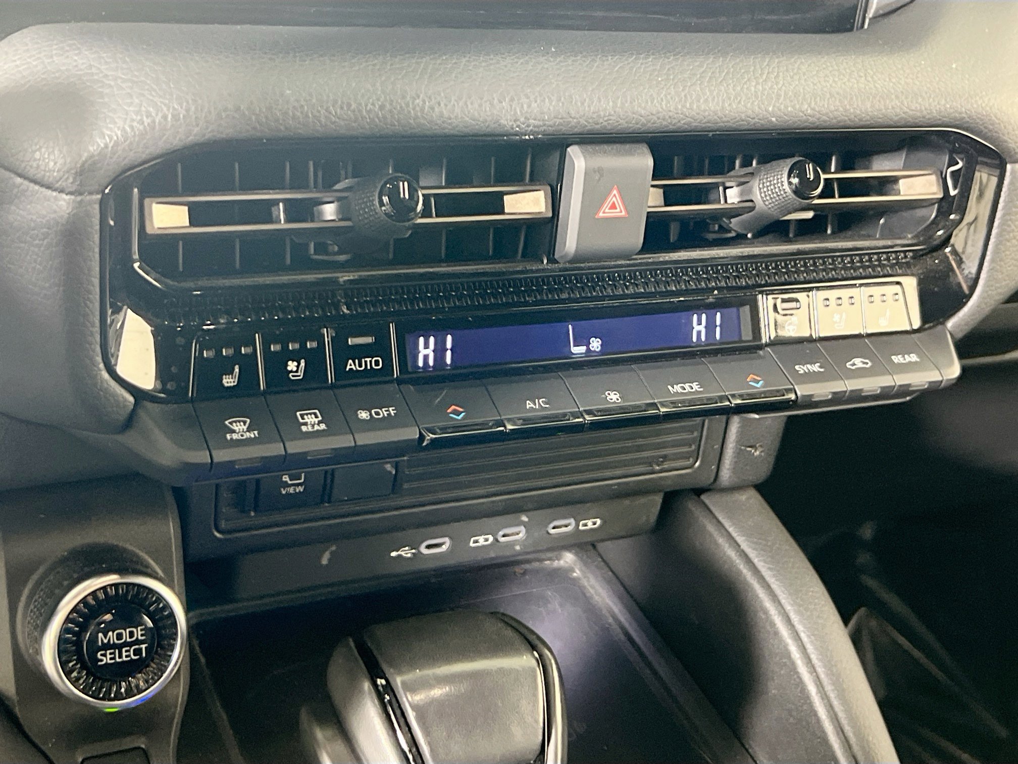 Used 2024 Toyota Land Cruiser image 16