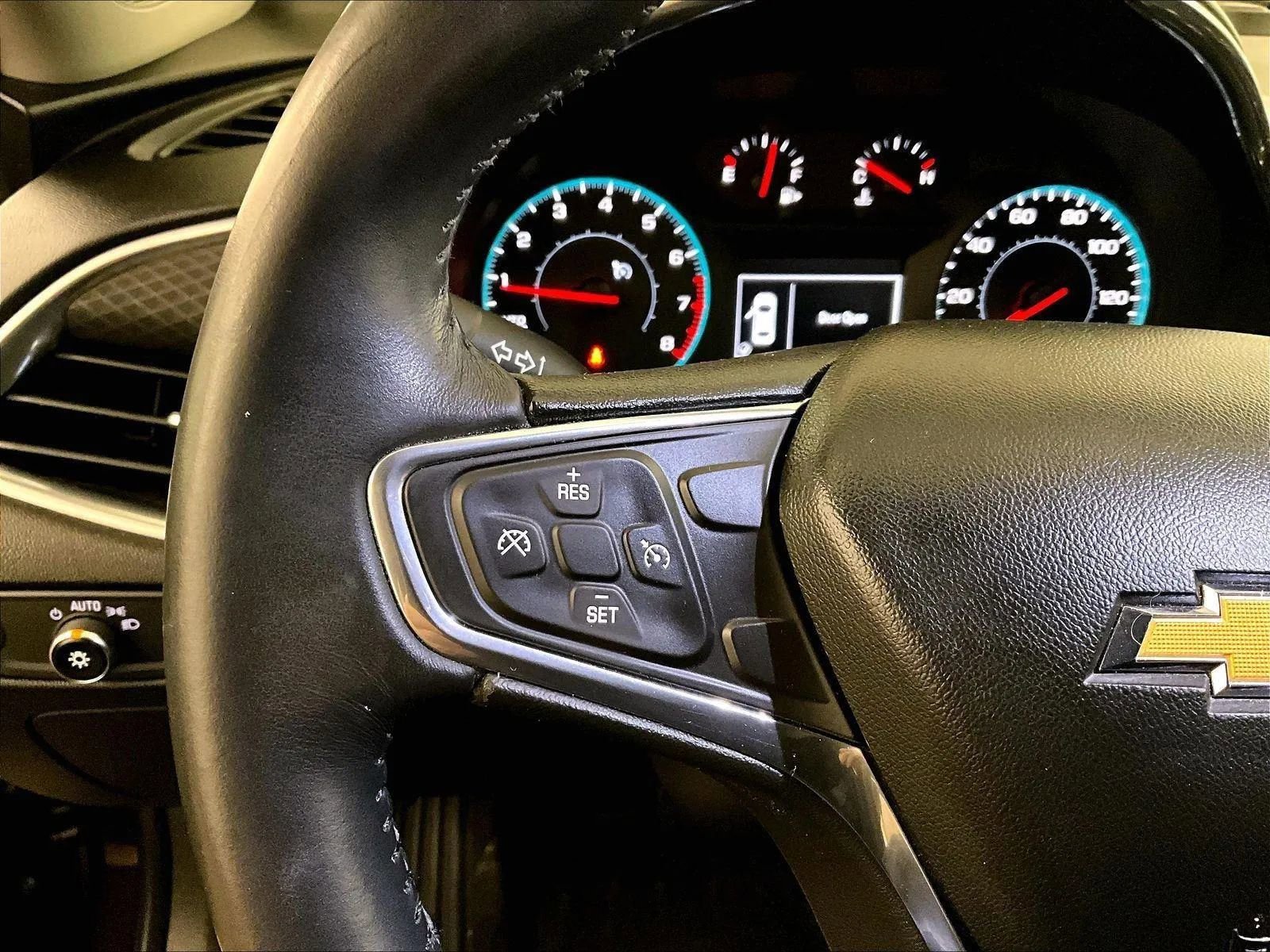 Used 2016 Chevrolet Malibu LT FWD image 17