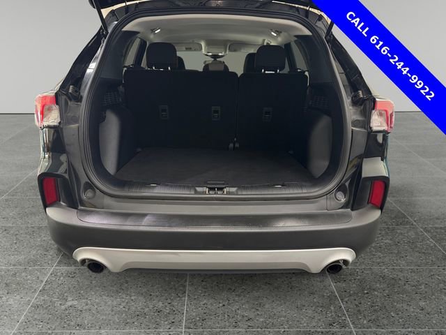 Used 2022 Ford Escape SE w/ Cold Weather Package image 20